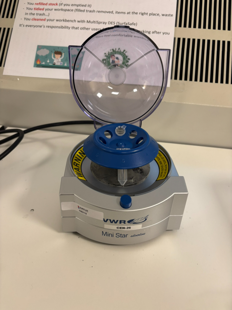 Image of VWR Mini Star Silverline Mini Centrifuge